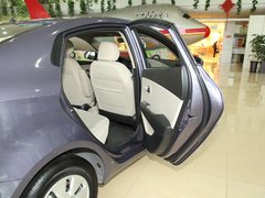 2011款 1.4L 自动 TOP