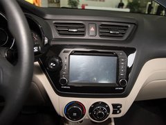 2011款 1.4L 自动 TOP