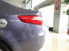 2011款 1.4L 自动 TOP