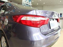 2011款 1.4L 自动 TOP