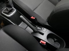 2011款 1.6T 手动 CC 风尚版