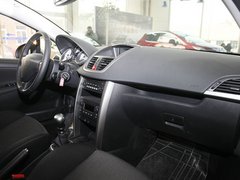 2011款 1.6T 手动 CC 风尚版