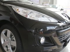 2011款 1.6T 手动 CC 风尚版