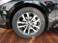 2011款 2.4L 自动 尊贵型