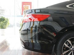 2011款 2.4L 自动 尊贵型