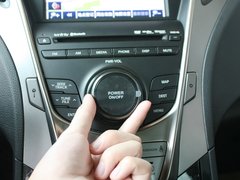 2011款 2.4L 自动 旗舰型