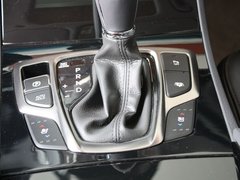 2011款 2.4L 自动 旗舰型
