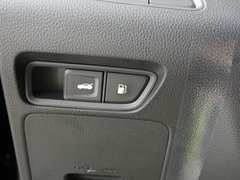 2011款 2.4L 自动 旗舰型
