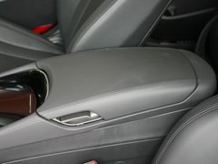 2011款 2.4L 自动 旗舰型