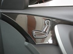 2011款 2.4L 自动 旗舰型