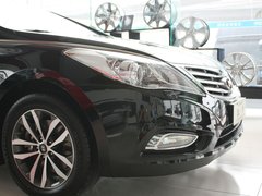 2011款 2.4L 自动 旗舰型
