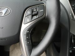 2011款 2.4L 自动 旗舰型