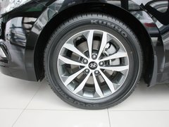 2011款 2.4L 自动 旗舰型