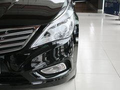 2011款 2.4L 自动 旗舰型