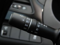 2011款 2.4L 自动 旗舰型