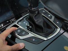 2011款 2.4L 自动 旗舰型