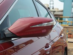 2011款 2.4L 自动 旗舰型