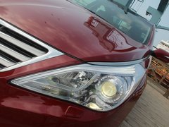 2011款 2.4L 自动 旗舰型