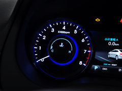 2011款 2.4L 自动 旗舰型