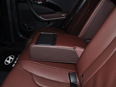 2011款 2.4L 自动 旗舰型