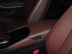 2011款 2.4L 自动 旗舰型