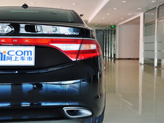2011款 2.4L 自动 旗舰型