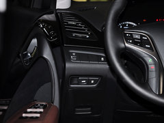 2011款 2.4L 自动 旗舰型