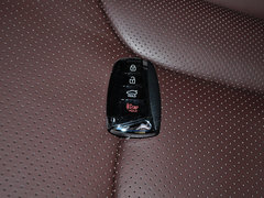 2011款 2.4L 自动 旗舰型