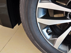 2011款 2.4L 自动 旗舰型