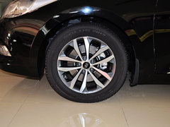 2011款 2.4L 自动 旗舰型