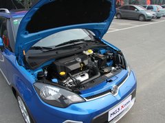 2011款 Xross 1.5 AMT 豪华版