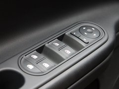 2011款 Xross 1.5 AMT 豪华版