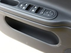 2011款 Xross 1.5 AMT 豪華版
