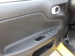 2011款 Xross 1.5 AMT 豪華版