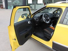 2011款 Xross 1.5 AMT 豪華版