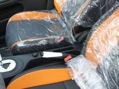 2011款 Xross 1.5 AMT 豪華版