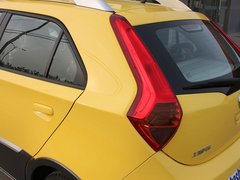 2011款 Xross 1.5 AMT 豪华版