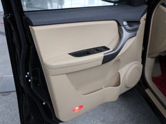 2011款 1.6L 手动 舒适型 5座