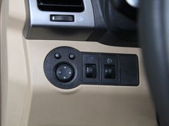 2011款 1.6L 手动 舒适型 5座