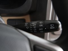 2011款 1.6L 手动 舒适型 5座