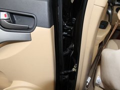 2011款 1.6L 手动 舒适型 5座