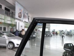 2011款 1.6L 手动 舒适型 5座