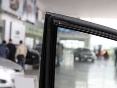 2011款 1.6L 手动 舒适型 5座