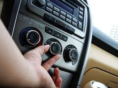 2011款 1.6L 手动 豪华型 5座