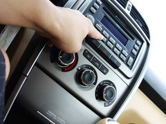 2011款 1.6L 手动 豪华型 5座
