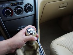 2011款 1.6L 手动 豪华型 5座