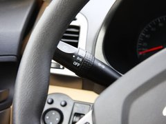 2011款 1.6L 手动 豪华型 5座