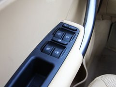 2011款 1.6L 手动 豪华型 5座