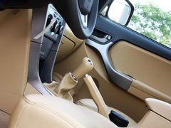 2011款 1.6L 手动 豪华型 5座