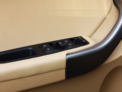 2011款 1.6L 手动 豪华型 5座